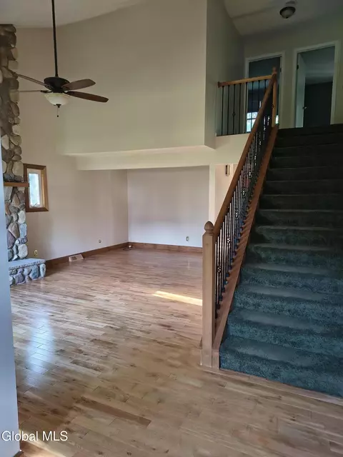 Living - 3287 E Old State Rd, Schenectady, NY 12303 photo 1 of 6