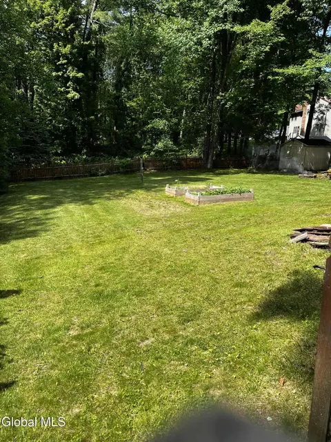 Exterior - 3287 E Old State Rd, Schenectady, NY 12303 photo 18 of 29