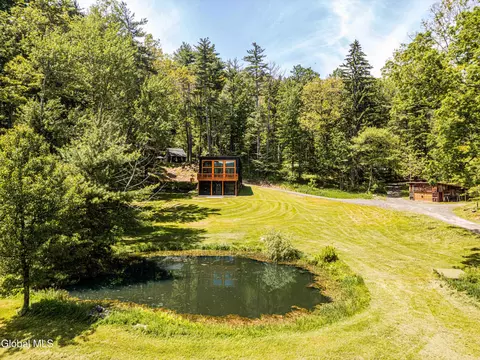 134 Irish Cape Rd, Ellenville, NY 12489