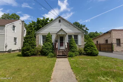 12 Boulevard St, Hudson Falls, NY 12839