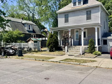 157 Marx St, Schenectady, NY 12304