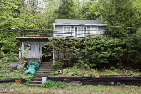 278 Kasson Dr, Caroga Lake, NY 12032