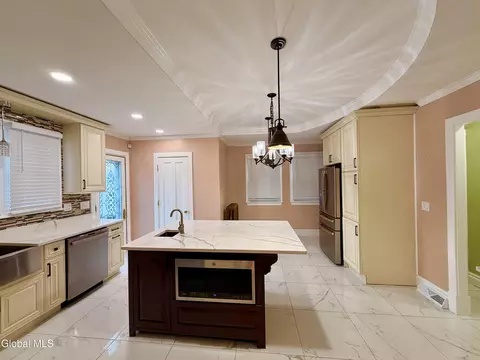 Kitchen - 831 Wright Ave, Schenectady, NY 12309 photo 1 of 5