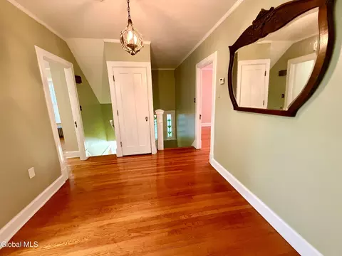 Entry Way - 831 Wright Ave, Schenectady, NY 12309 photo 4 of 5
