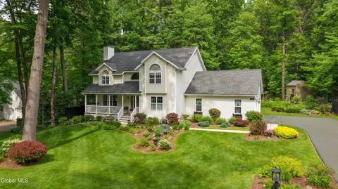 532 Acland Blvd, Ballston Spa, NY 12020