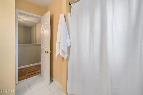 Bath - 106 Berwick Rd, Delmar, NY 12054 photo 5 of 5