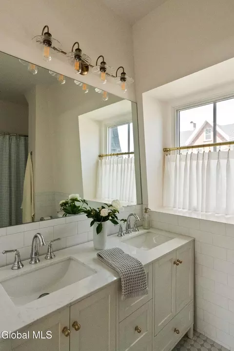 33 Davis St, Beacon, NY 12508 photo 45