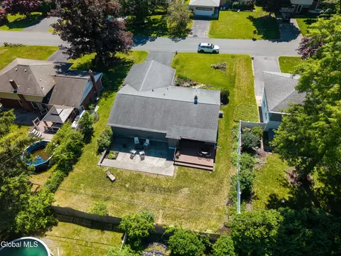 View/Area - 180 Ormond St, Albany, NY 12208 photo 2 of 4