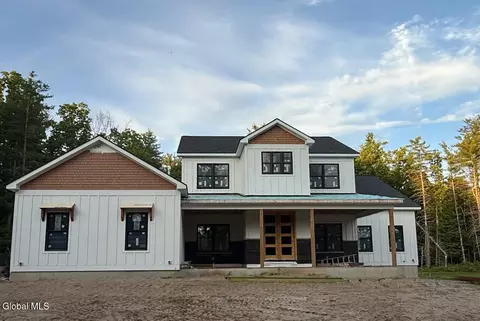 287 Edie Rd, Gansevoort, NY 12831