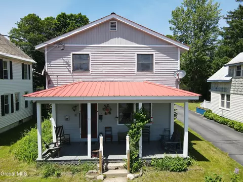 11 Third Ave, Warrensburg, NY 12885