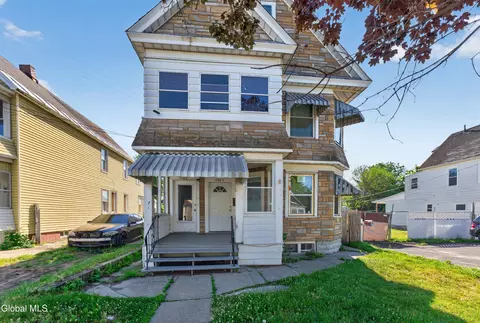 1063 Cutler St, Schenectady, NY 12303