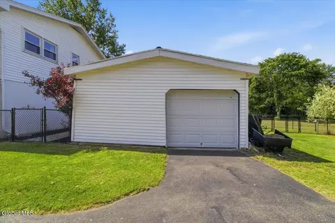 Exterior - 112 Route 236, Halfmoon, NY 12065 photo 9 of 10
