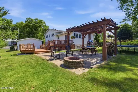 Exterior - 112 Route 236, Halfmoon, NY 12065 photo 6 of 10