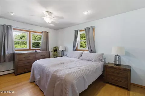 Bedroom - 112 Route 236, Halfmoon, NY 12065 photo 1 of 6