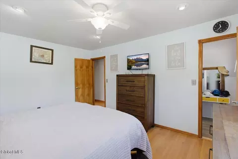 Bedroom - 112 Route 236, Halfmoon, NY 12065 photo 2 of 6