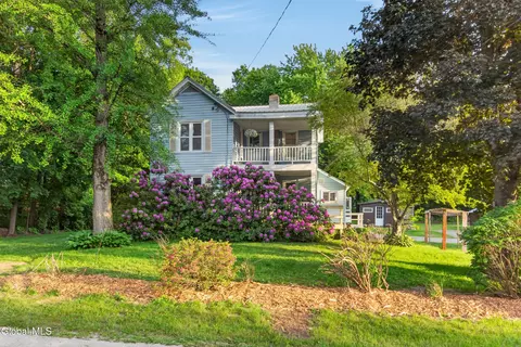 325 Pine St, Corinth, NY 12822