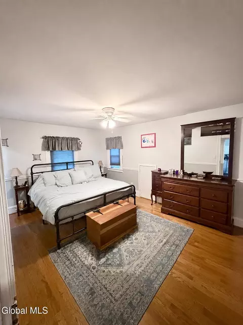 Bedroom - 1403 River Rd, Selkirk, NY 12158 photo 1 of 4