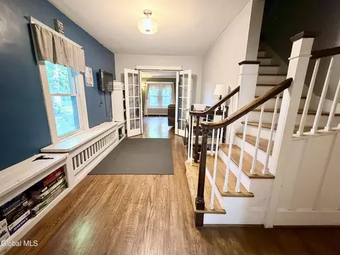 Entry Way - 1403 River Rd, Selkirk, NY 12158 photo 1 of 4