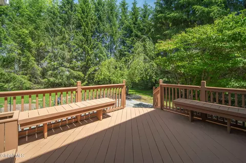 Exterior - 26 Reynolds Ct, Delmar, NY 12054 photo 4 of 7