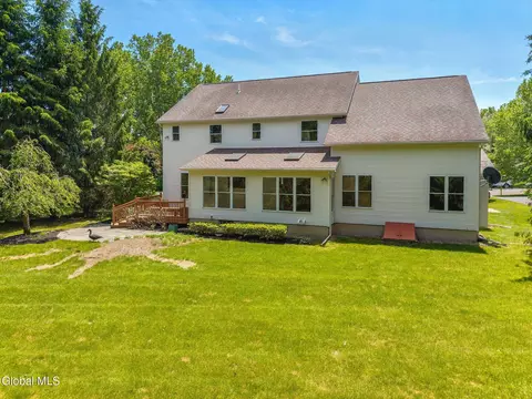 Exterior - 26 Reynolds Ct, Delmar, NY 12054 photo 7 of 7
