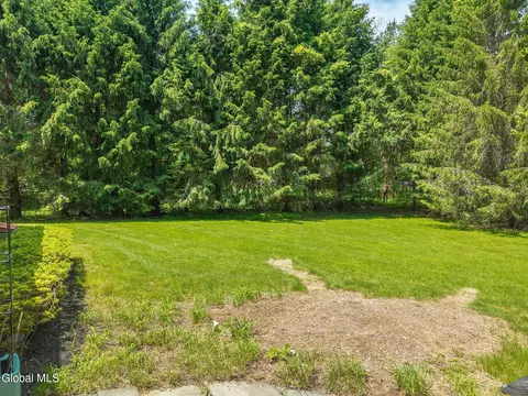 Exterior - 26 Reynolds Ct, Delmar, NY 12054 photo 6 of 7