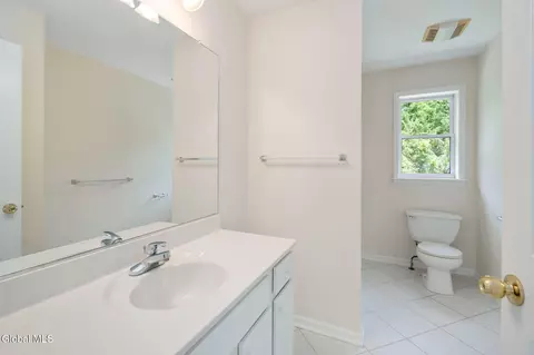 Bath - 26 Reynolds Ct, Delmar, NY 12054 photo 5 of 6