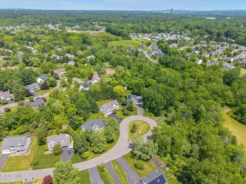 View/Area - 26 Reynolds Ct, Delmar, NY 12054 photo 3 of 3