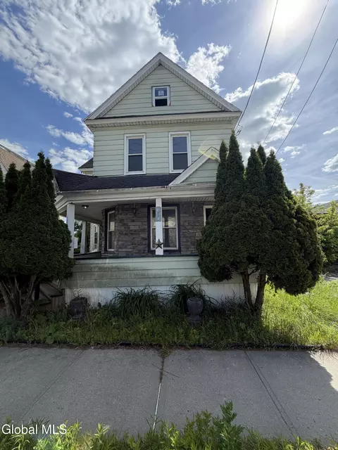 312 Division St, Amsterdam, NY 12010