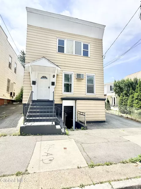 772 Eastern Ave, Schenectady, NY 12308