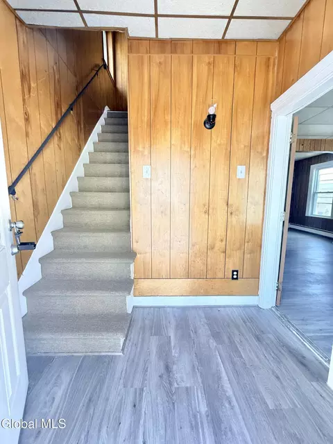 Entry Way - 772 Eastern Ave, Schenectady, NY 12308 photo 1 of 1