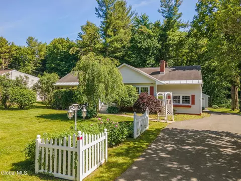 9 Florence Ave, Charlton, NY 12019