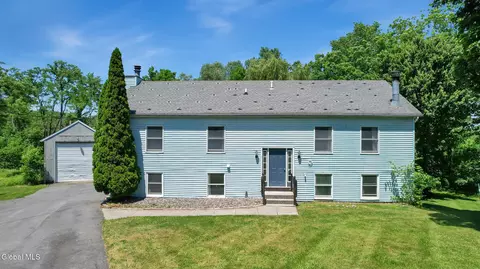 545 Knickerbocker Rd, Schodack Landing, NY 12156