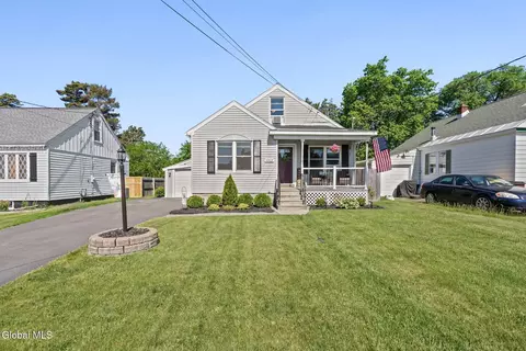 1312 Trinity Ave, Schenectady, NY 12306