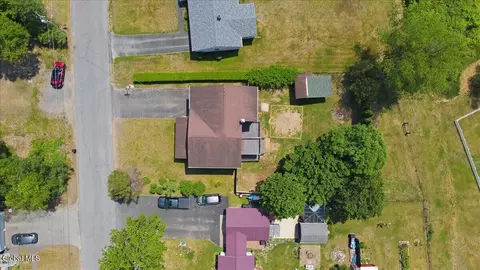View/Area - 97 2nd Ave, Hadley, NY 12835 photo 2 of 4