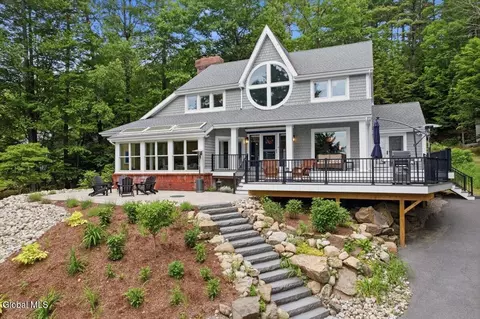 47 Olde Coach Rd, Diamond Point, NY 12824