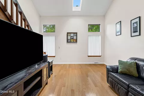 Living - 4 Oxford Rd, Slingerlands, NY 12159 photo 1 of 1