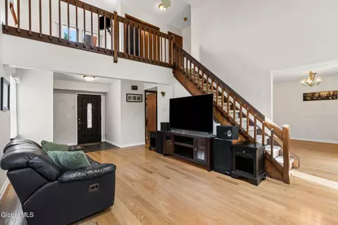 Other - 4 Oxford Rd, Slingerlands, NY 12159 photo 5 of 12