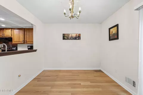 Dining - 4 Oxford Rd, Slingerlands, NY 12159 photo 3 of 5