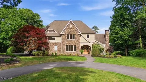 6 Cherry Tree Ln, Saratoga Springs, NY 12866
