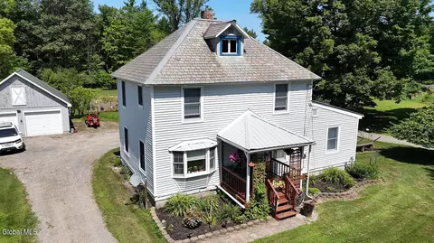 1173 Sunset Dr, Willsboro, NY 12996