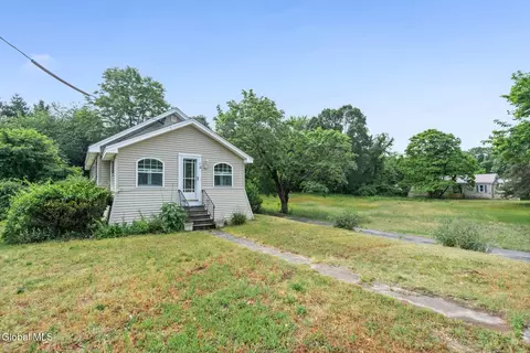 14 Rapp Rd, Albany, NY 12205