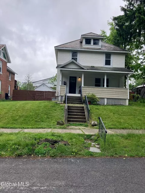 133 Pearl St, Schuylerville, NY 12871