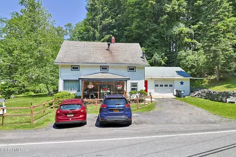 1440 Blue Factory Hill Rd, Cropseyville, NY 12052