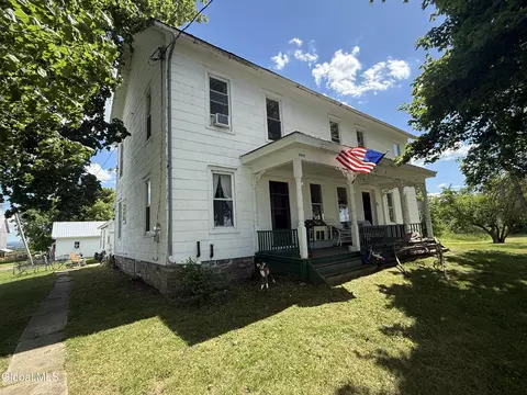 5609 State Highway 10, Palatine Bridge, NY 13428