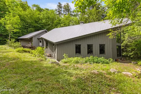 65 Gone Fishin Way, Piseco, NY 12139