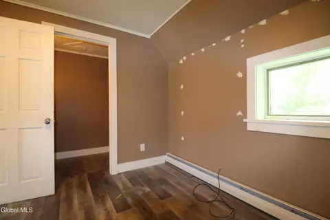 Bedroom - 417 Eleanor St, Schenectady, NY 12306 photo 4 of 8