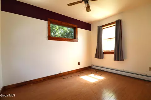 Bedroom - 417 Eleanor St, Schenectady, NY 12306 photo 2 of 8