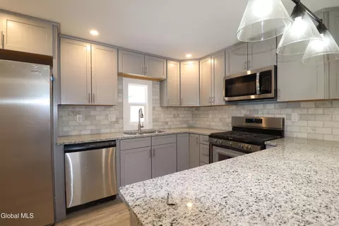Kitchen - 417 Eleanor St, Schenectady, NY 12306 photo 3 of 4