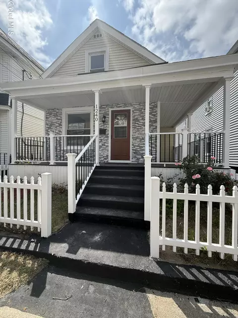 1240 7th Ave, Schenectady, NY 12303