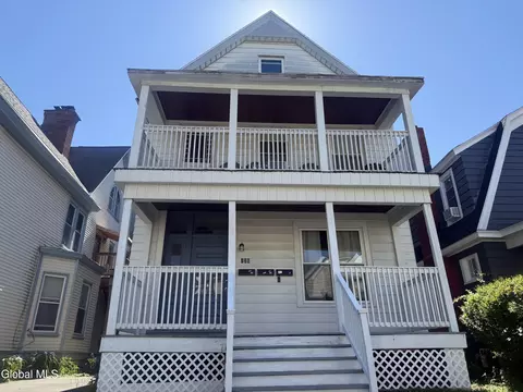 128 6th Ave, Troy, NY 12180